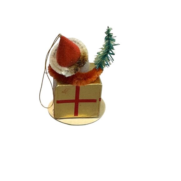 Chenille Pipecleaner Elf on Present Ornament Gold Red  2 1/2 Inches Vintage - Picture 4 of 5